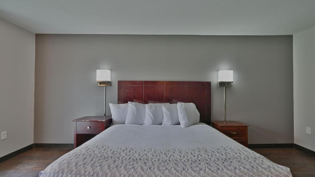 Maplehurst Motel Tunkhannock Екстер'єр фото