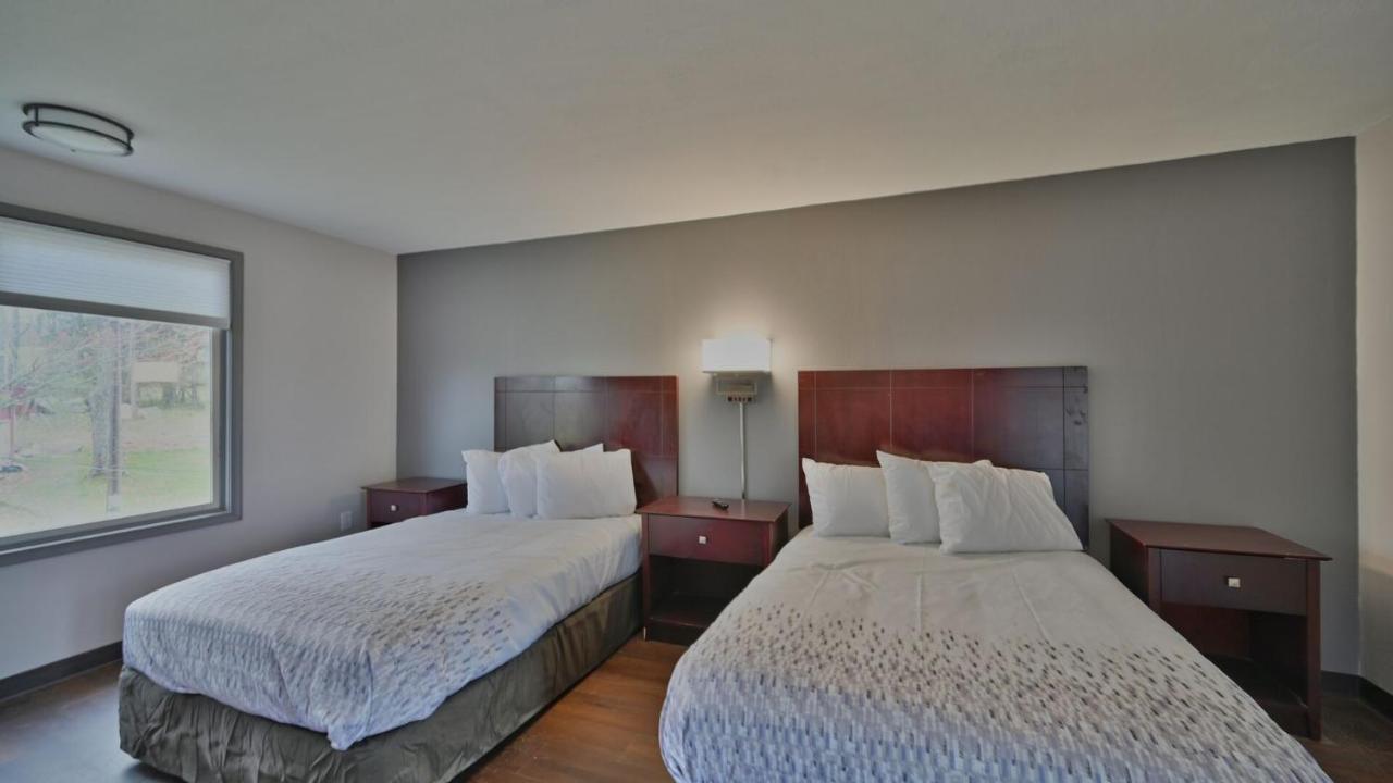 Maplehurst Motel Tunkhannock Екстер'єр фото